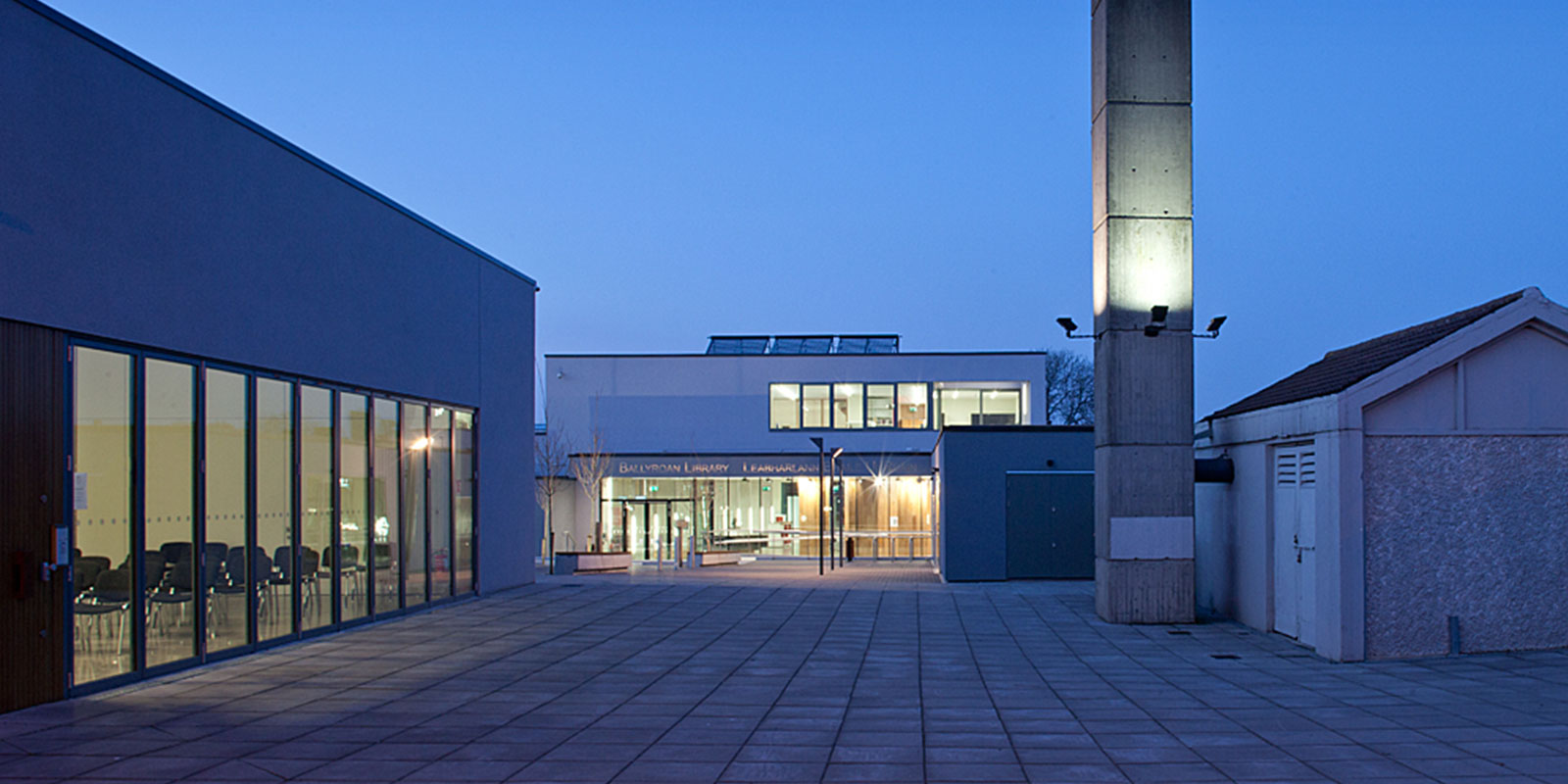 Ballyroan Library 10